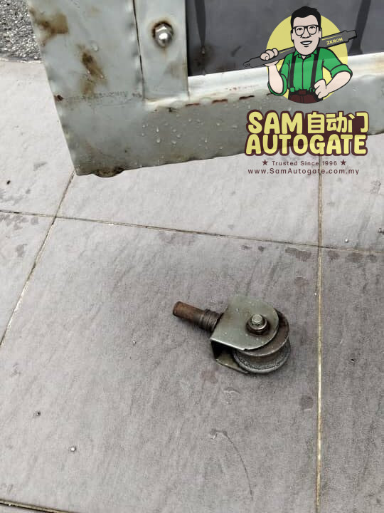 Repair Auto Gate Roller Damaged USJ