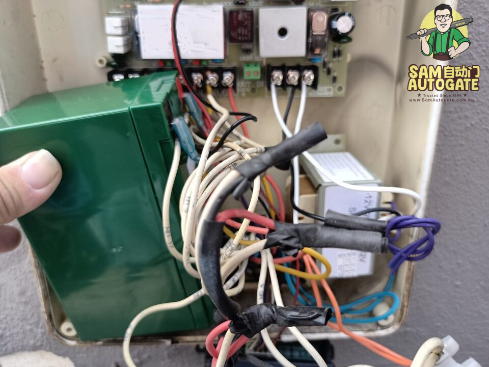 Replace Autogate Battery Klang