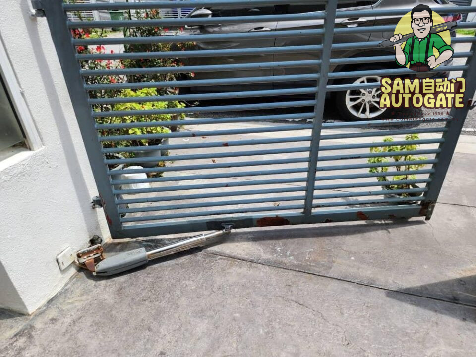 Swing Autogate System Puncak Alam