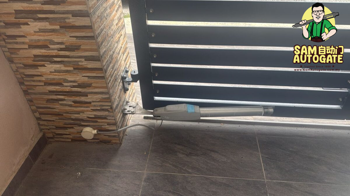 Folding Autogate Repair Sepang